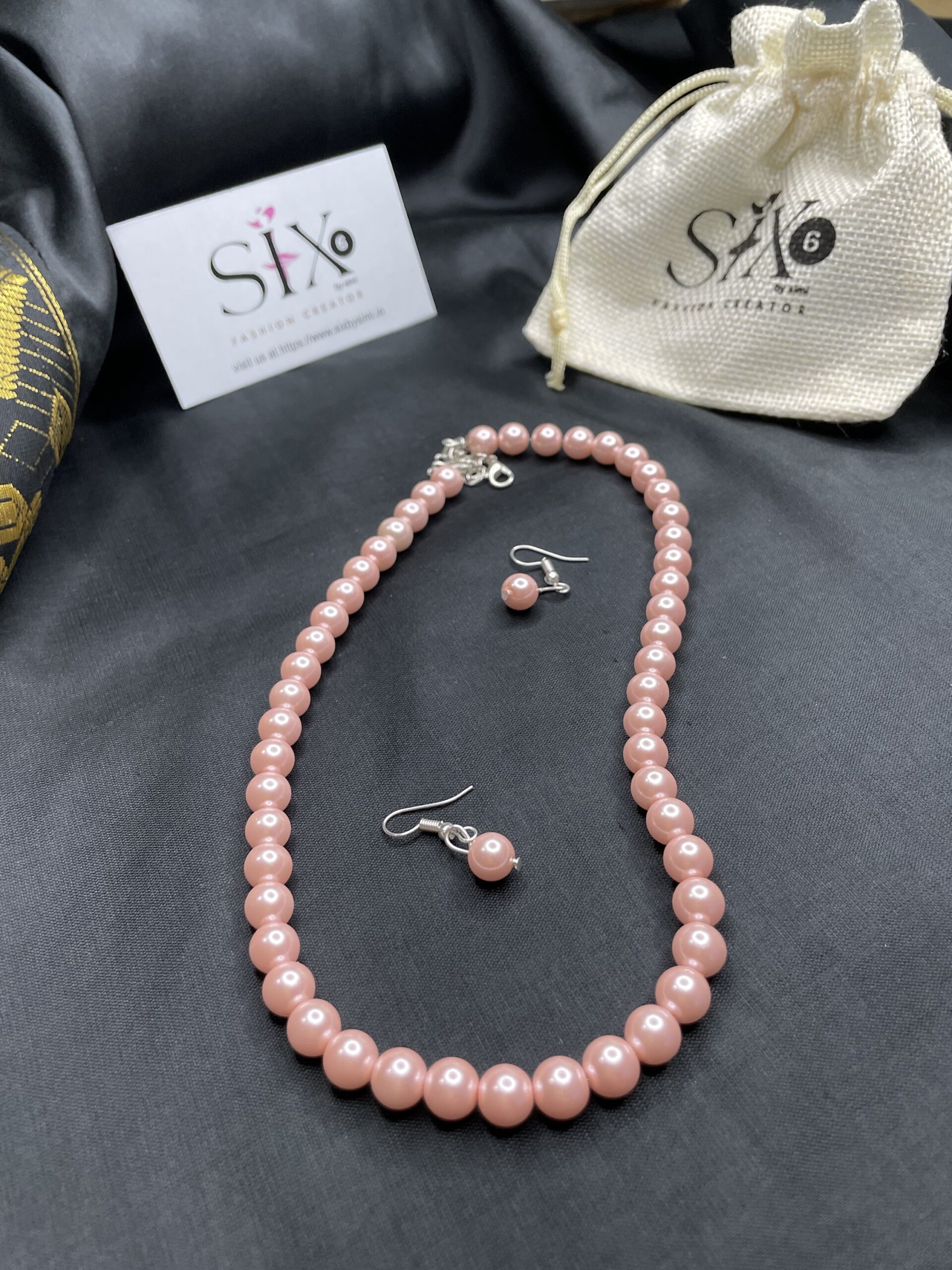 Pearl set