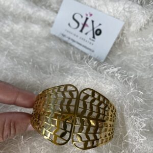 Anti Tarnish Broad Bracelet