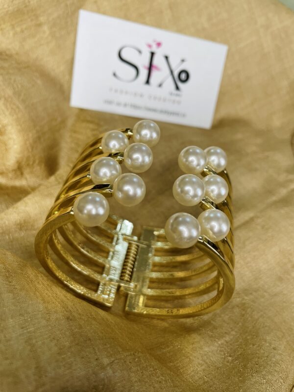 Anti Tarnish Broad Bracelet