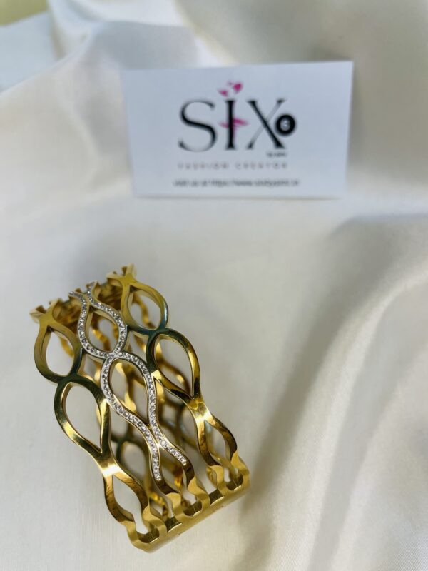 Anti Tarnish Broad Bracelet