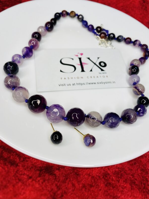 Onyx stone set