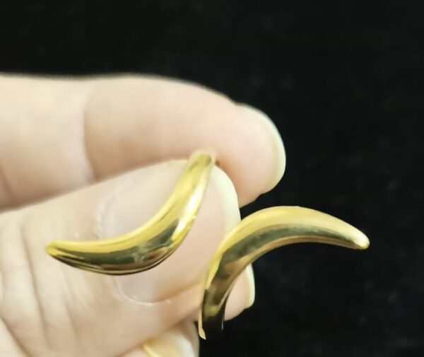 SERPENTINE LINE RIPPLE RING - Image 2