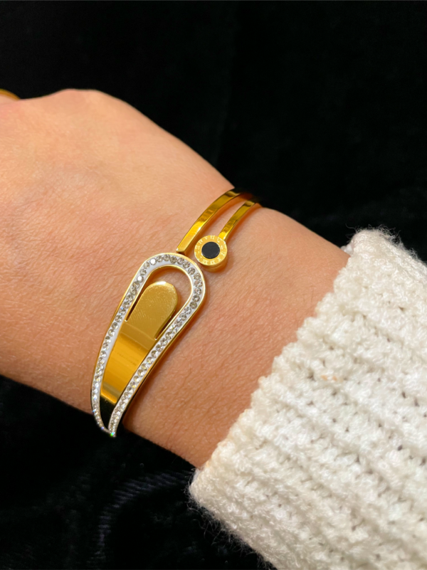 Anti tarnish bracelet