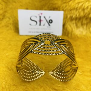 Anti tarnish broad bracelet