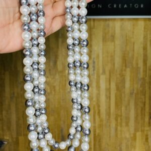 Three layers pearl set