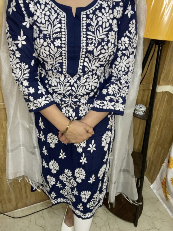 Chikankari Blue & White - Image 2