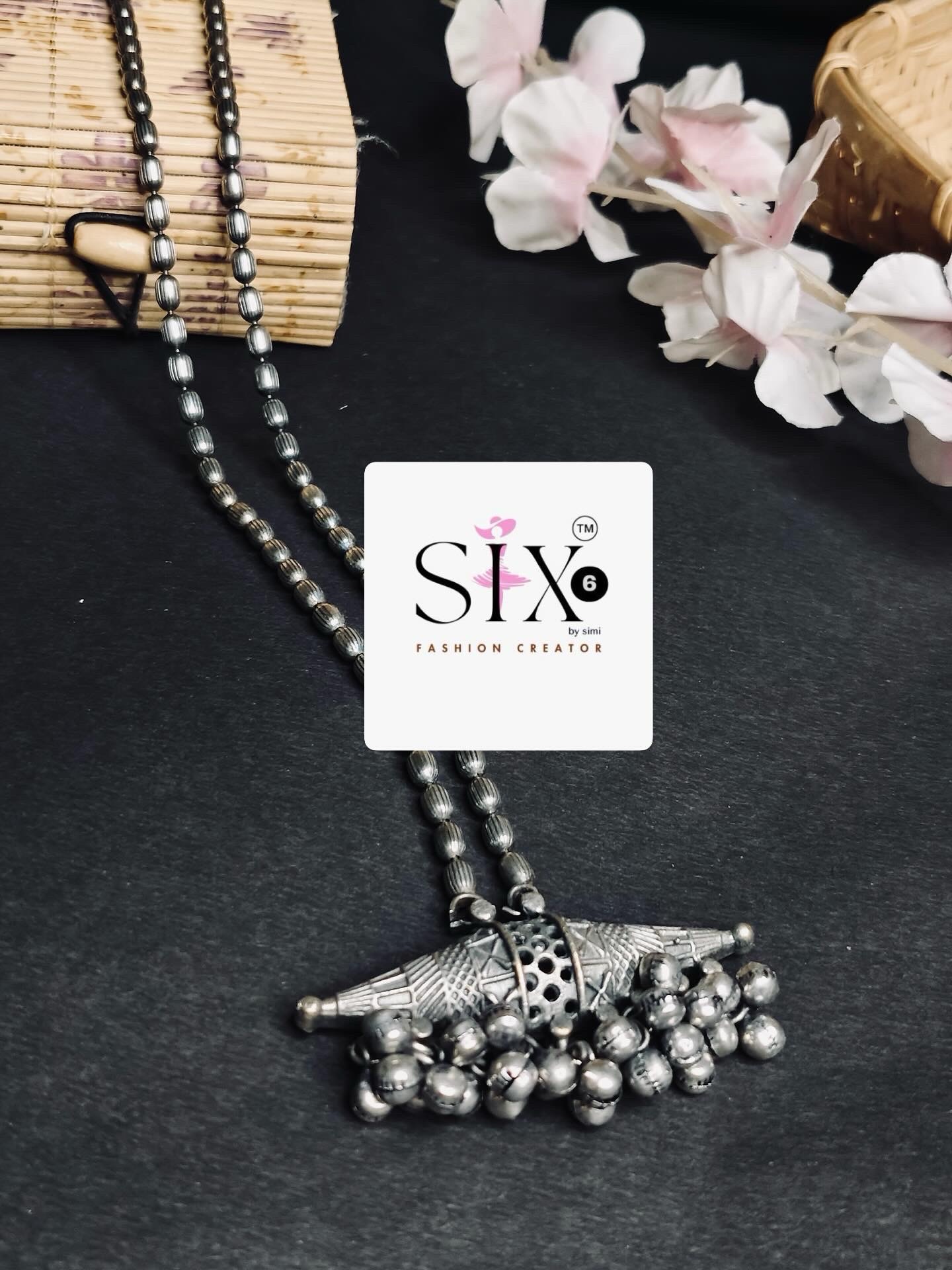 Oxidised silver chain with pendant