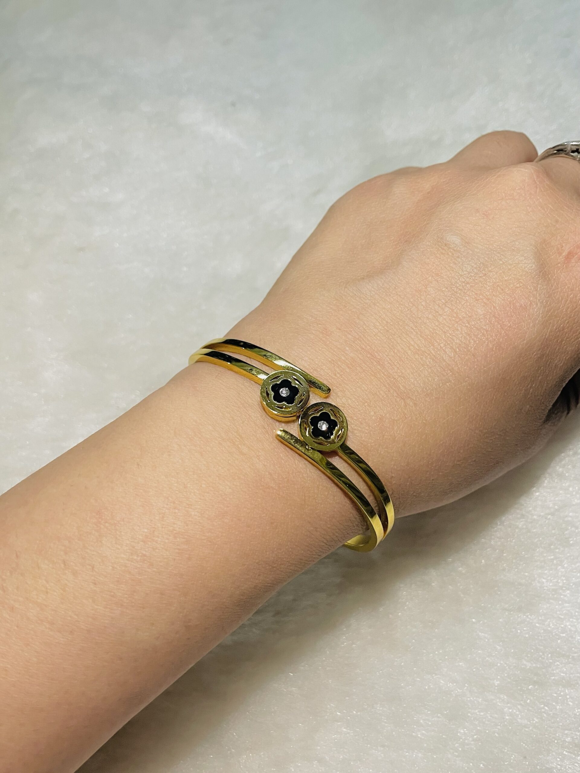 Anti tarnish bracelet